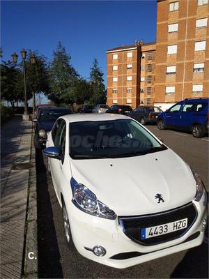 PEUGEOT P STYLE 1.2L PureTech 82 5p.