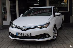 TOYOTA Auris D FEEL 5p.