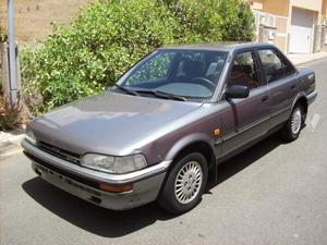 TOYOTA Corolla Sedán COROLLA 1.6 GL -90