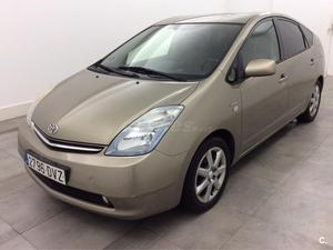 TOYOTA Prius 1.5 VVTi HSD 5p.