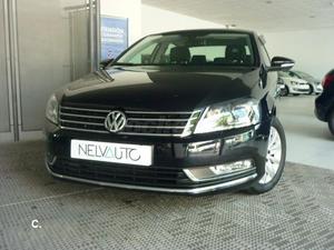 VOLKSWAGEN Passat 2.0 TDI 140 DSG Advance BlueMotion Tech