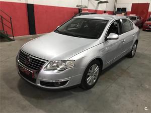 VOLKSWAGEN Passat 2.0 TDI Highline 4p.