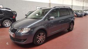 VOLKSWAGEN Touran 2.0 TDI 140 DSG Highline 5p.