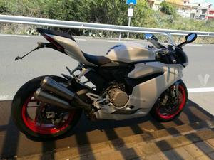 DUCATI 899 Panigale (modelo actual) -16