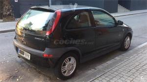 Opel Corsa Sport v 3p. -00