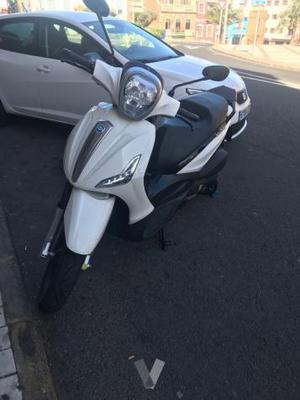 PIAGGIO beverly 125 ie (modelo actual) -15