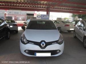 RENAULT CLIO EN VENTA EN VILLANUEVA DE LA SERENA (BADAJOZ) -