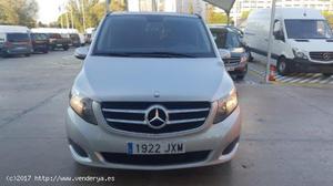 SE VENDE MERCEDES-BENZ CLASE V 220D LARGO 7G TRONIC - SANT