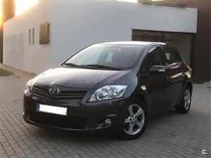 TOYOTA Auris 1.4 D4D DPF Active 5p.