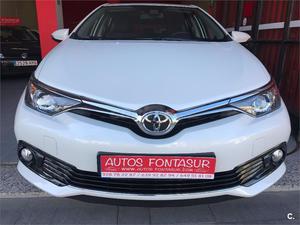 TOYOTA Auris T FEEL 5p.