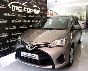 Toyota Yaris 100 Active 5p. -15