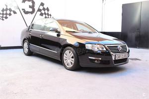 VOLKSWAGEN Passat 2.0 TDI 140cv Highline DSG 4p.