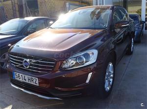 VOLVO XC D4 Momentum Auto 5p.