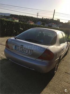 Ford Mondeo 1.8i Ambiente 5p. -00