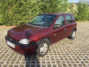 Opel Corsa 1.4i Nz Swing 5p. -96