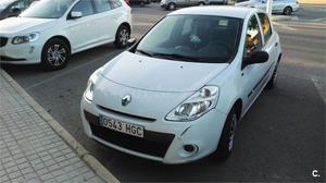 RENAULT Clio Yahoo v 75 5p 5p.