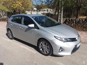 TOYOTA Auris Hybrid Advance 5p.