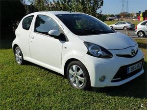 TOYOTA Aygo 70 Live 3p.