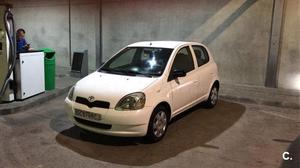 TOYOTA Yaris 1.3 LINEA LUNA 5p.