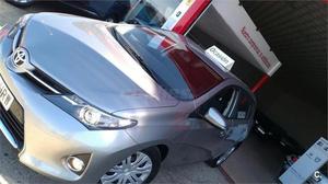 Toyota Auris 90d Active 5p. -13