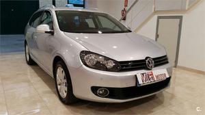 VOLKSWAGEN Golf Variant 1.6 TDI 105cv DPF DSG Sport 5p.