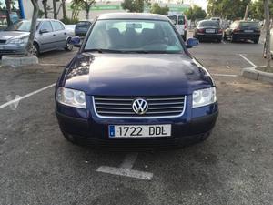 VOLKSWAGEN Passat 1.9 TDi Comfortline 100CV -04