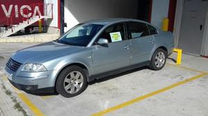 VOLKSWAGEN Passat 2.5 V6 TDi Highline 150CV -03