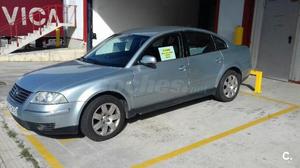 VOLKSWAGEN Passat 2.5 V6 TDi Highline 150CV 4p.