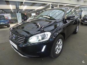 VOLVO XC D4 Momentum Auto 5p.