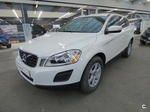 VOLVO XC DRIVe Momentum 5p.