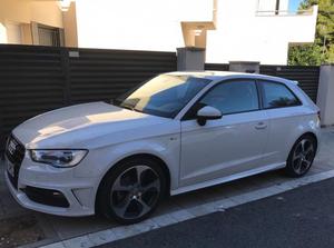 AUDI A3 1.6 TDI clean d 110CV S line edition -16