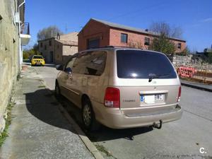 KIA Carnival 2.9 CRDi LX 5p.