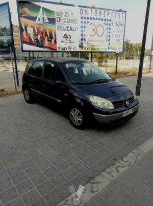 RENAULT Scénic CONFORT AUTHENTIQUE 1.5DCI