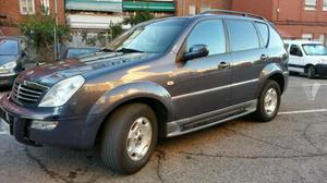 SSANGYONG Rexton 270 Xdi FULL -05