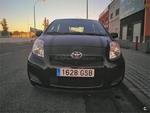 TOYOTA Yaris 1.0 VVTI Live 5p.