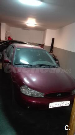 FORD Mondeo 1.8TD AMBIENTE 4p.