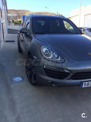 PORSCHE Cayenne 4.8 S Tiptronic 5p.