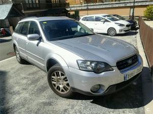 SUBARU Outback 2.5i 5p.