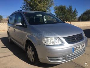 VOLKSWAGEN Touran 2.0 TDI TRENDLINE 5p.