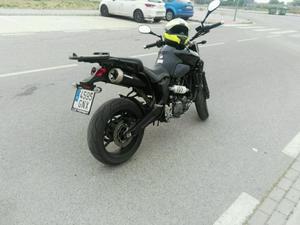 YAMAHA MT 