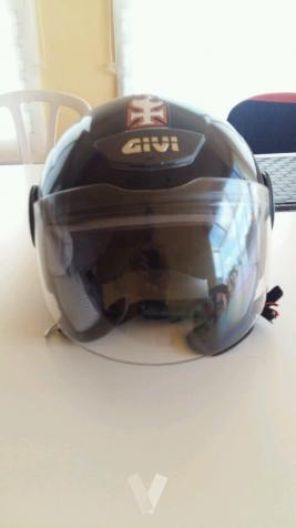 casco GIVI