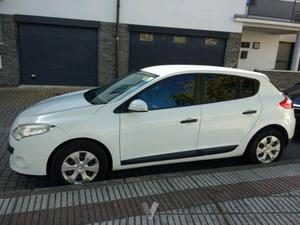 RENAULT Mégane Authentique 1.5dCi 85cv eco2 -09