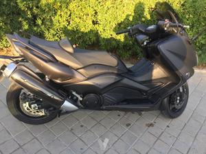 YAMAHA TMAX 530 ABS -15