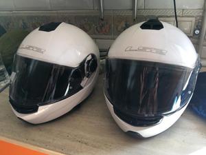 cascos de moto y cazadora