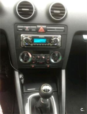 AUDI A3 1.6 AMBIENTE 3p.