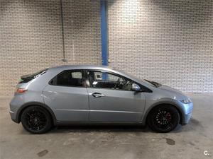 HONDA Civic 1.8 iVTEC Comfort 5p.