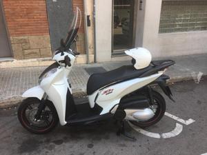 HONDA SCOOPY SH300i TopBox (modelo actual) -16