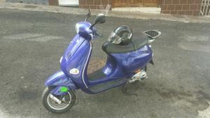 PIAGGIO VESPA LX 