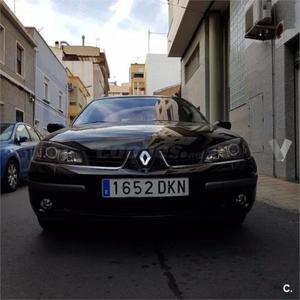 Renault Laguna G.tour Luxe Dynamique 2.2dci 5p. -05