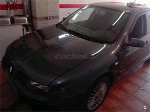 SEAT Toledo 1.9 TDi 110CV Sport 4p.